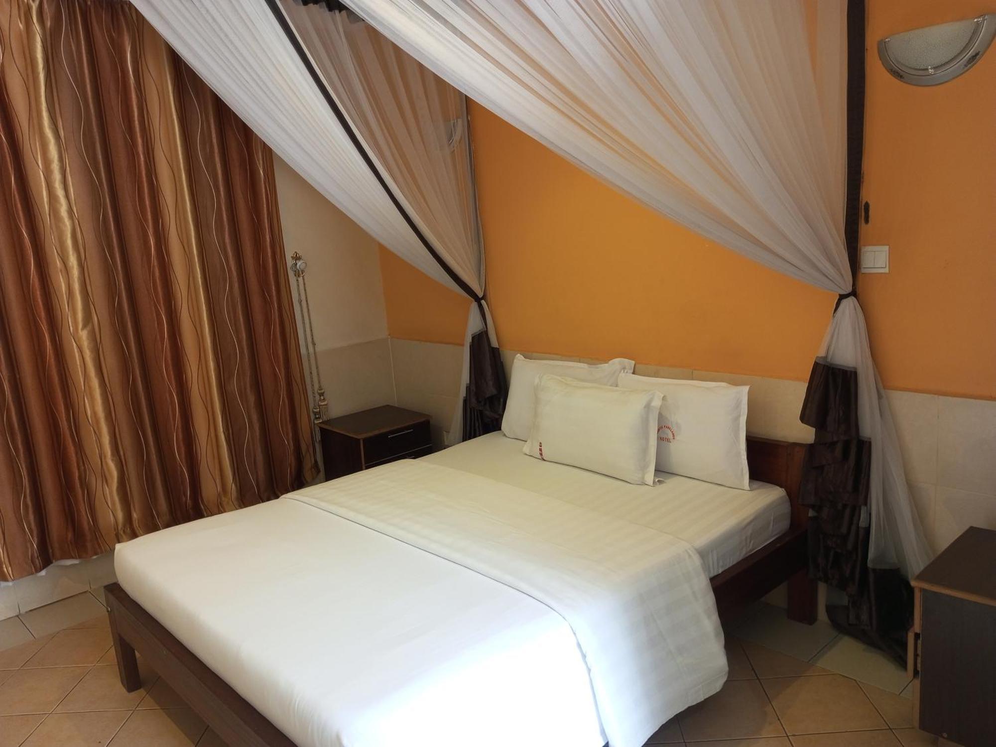 Fourth Parklands Hotel Найроби Екстериор снимка