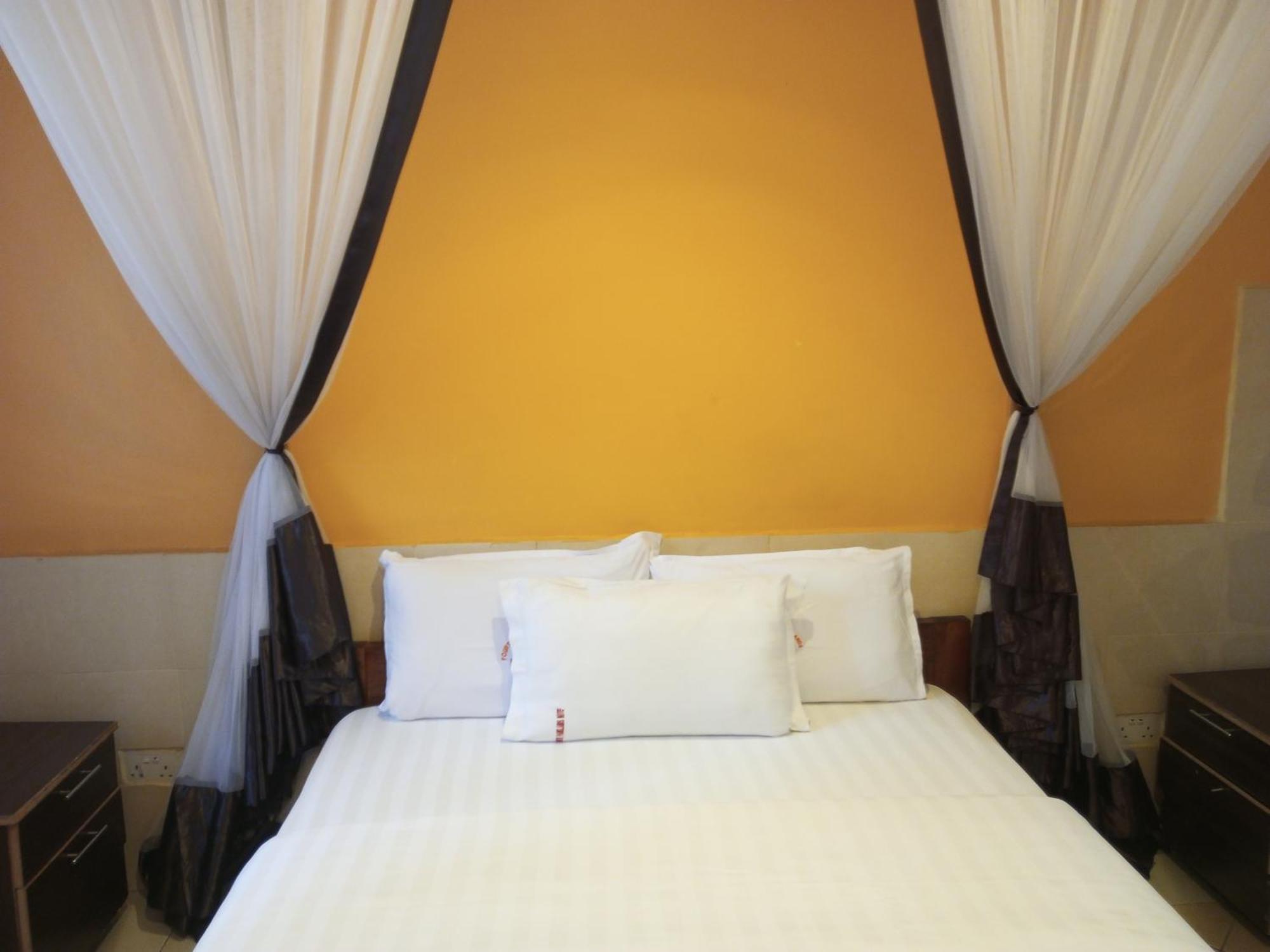 Fourth Parklands Hotel Найроби Екстериор снимка