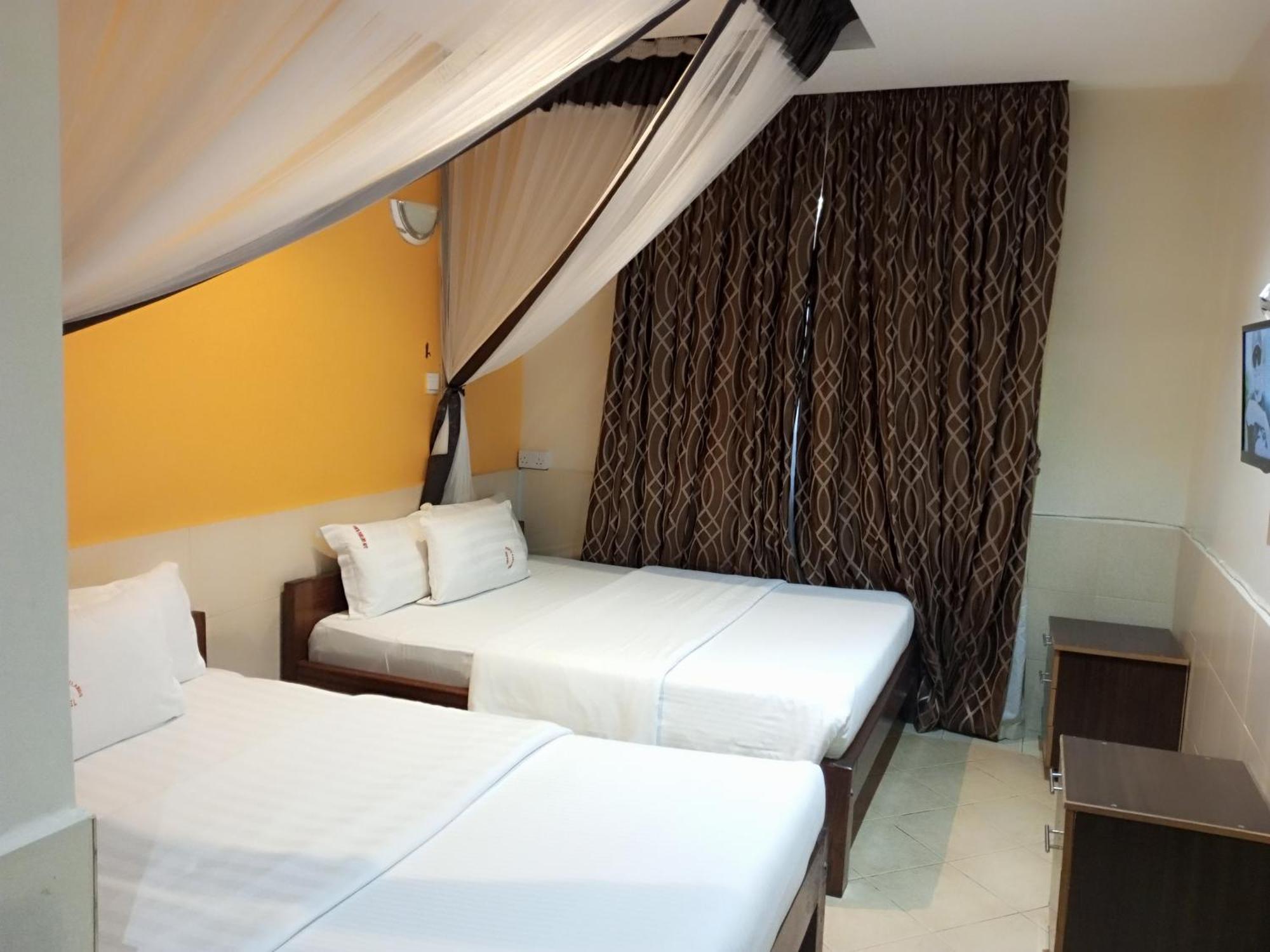 Fourth Parklands Hotel Найроби Екстериор снимка
