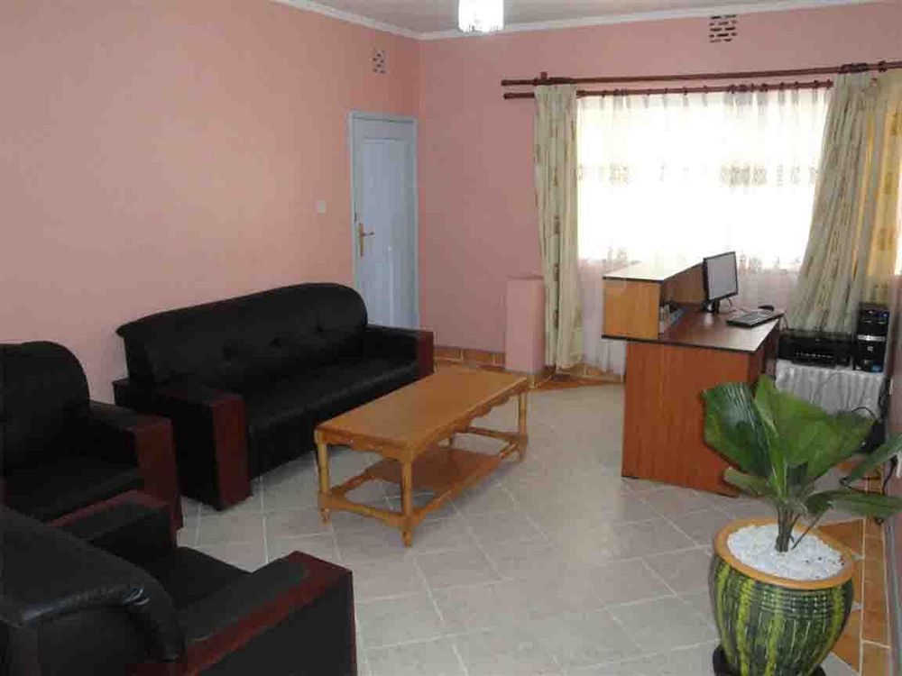 Fourth Parklands Hotel Найроби Екстериор снимка